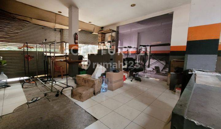 Rumah Tempat Usaha, Lokasi Sangat Strategis Di Jakarta Timur 2