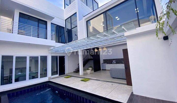 Yearly Rental Villa With Ocean View In Dharmawangsa Nusa Dua 1