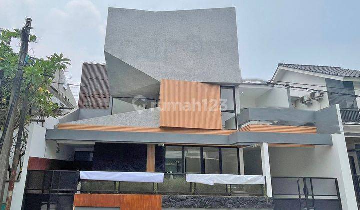 Dijual Rumah ada Pool di Bintaro Sektor 9 1