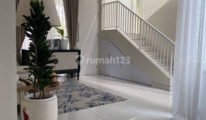 Rumah Hook Cantik di Discovery Lumina Bintaro Jaya 2