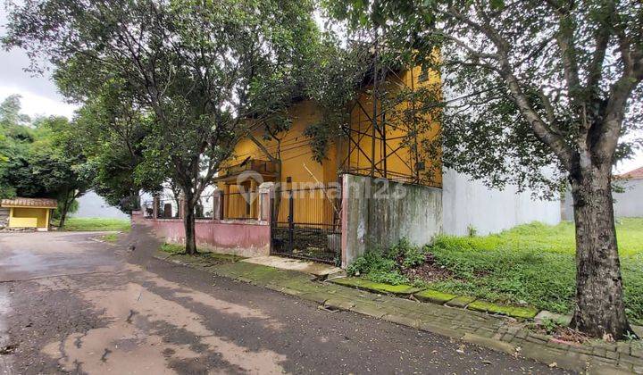 Rumah Kos Kosan Posisi Hook di Anggrek Loka Bsd City 2