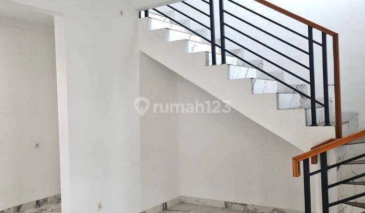 Rumah Baru di Bintaro Sektor 3 Dekat Stasiun Pondok Ranji 2