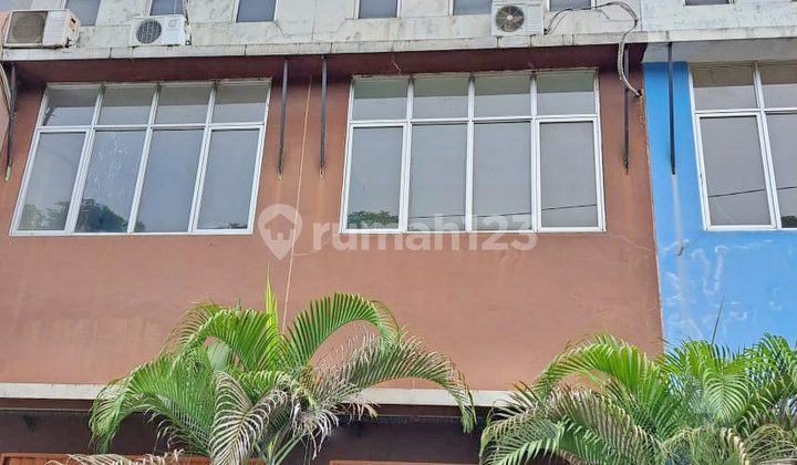 3-Story Shophouse in Bizhub Serpong Near BSD