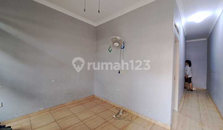 Rumah Nyaman di Cibogo, Cisauk - Dekat BSD City 2