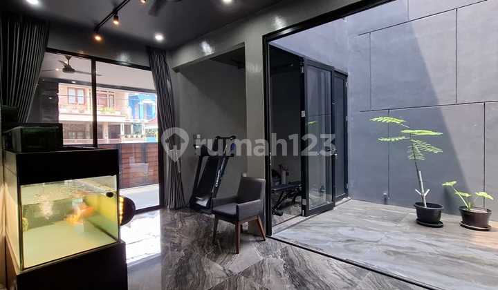 Rumah Siap Huni di Griya Jakarta, Pamulang