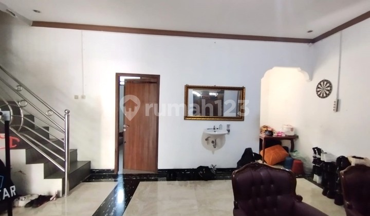 Dijual Rumah 2 Lantai di Tanah Tinggi Komplek Kehakimantangerang