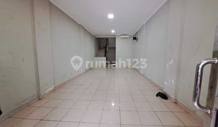 3-Story Shophouse in Bizhub Serpong Near BSD