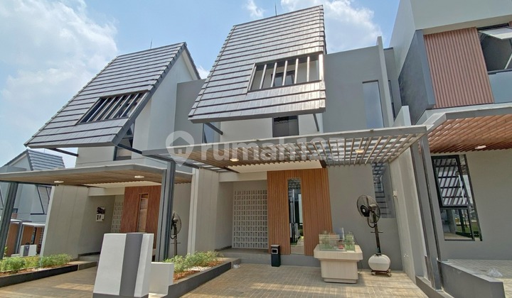 Good Price 1 Billion, KPR Available, 2-Story House, SHM, 3 Bedrooms, Near Pasmod Toll Station, Ciater, BSD City, South Tangerang Good Price 1 Billion, KPR Available, 2-Story House, SHM, 3 Bedrooms, Near Pasmod Toll Station, Ciater, BSD City, South Tangerang