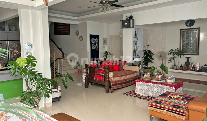 Rumah Hook di Kebayoran Residence Bintaro - Posisi Sudut Lebih Luas & Nyaman