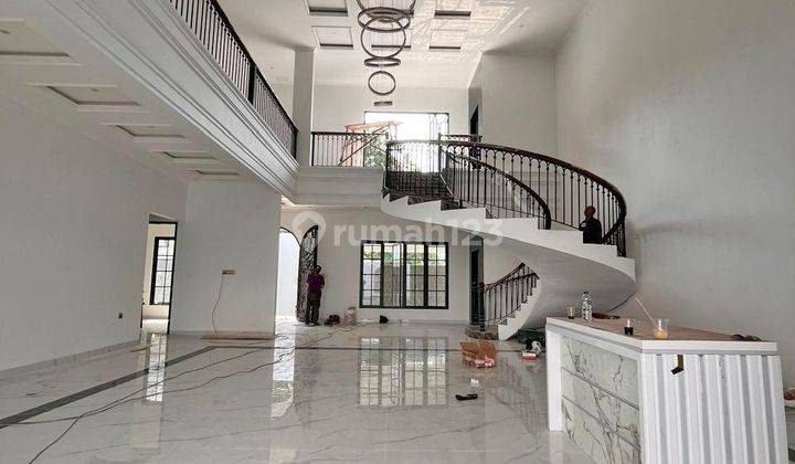 Rumah Mewah ada Pool di Pondok Indah Jakarta Selatan 2