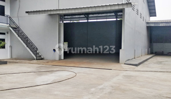Factory/Warehouse Area 1,740 in Cikupa Tangerang Banten