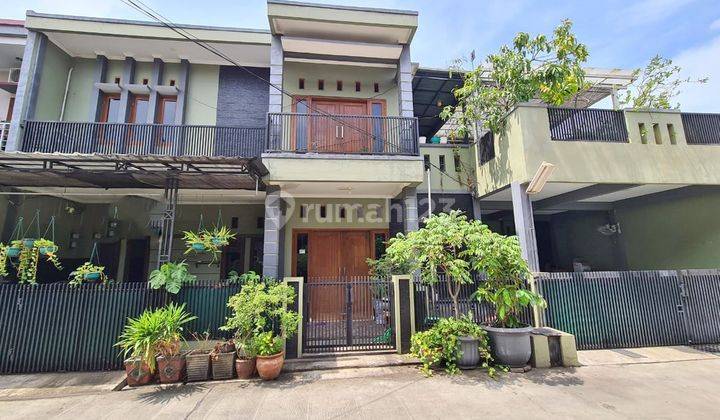 Rumah 2 Lantai di Perum Wisma Jaya Bekasi Timur 1