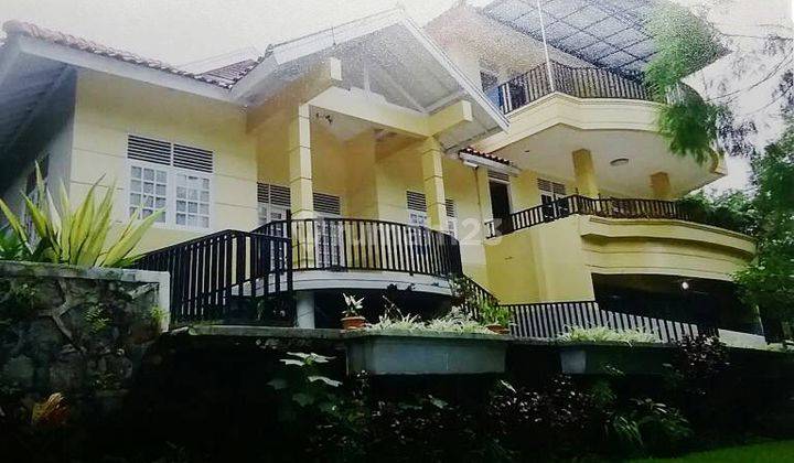 Villa Cantik Mewah di Bogor 2