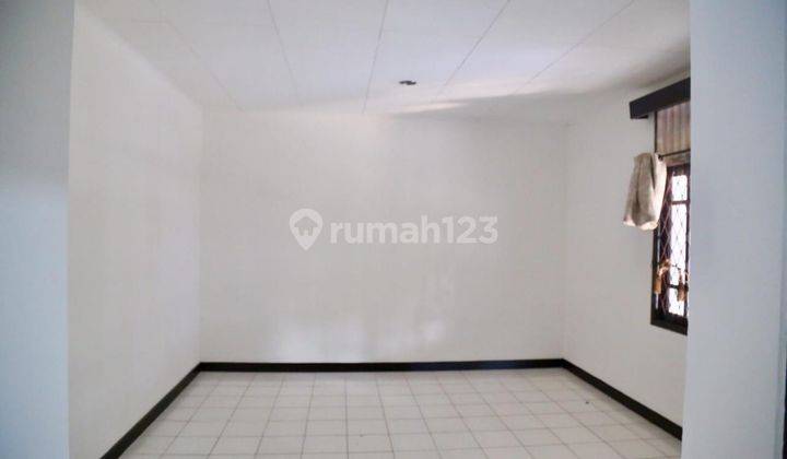 Rumah Siap Huni Posisi Hoek di Bintaro 2