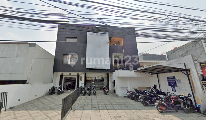 Ruko Aktif di jalan Utama Masuk Kawasan Pesanggrahan Bintaro Ruko Aktif di jalan Utama Masuk Kawasan Pesanggrahan Bintaro