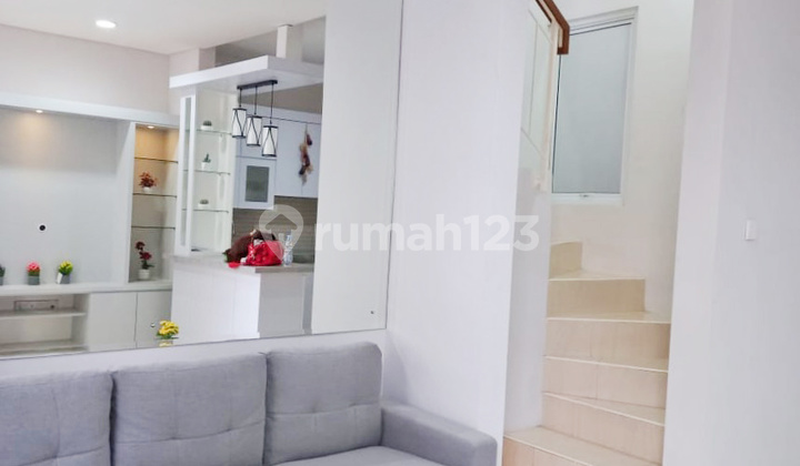 Rumah Cantik Minimalis Vanya Park, Cluster Azura BSD City 2