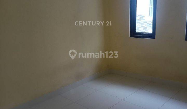 Rumah Lokasi Strategis Area Kuliner Di Kramat Jati R2004 2