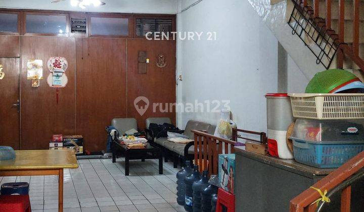 Ruko 3 Lantai Dekat Jalan Raya Di Ciputat S8093 1