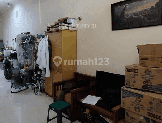 Rumah 2 Lantai Dekat Mall Di Grand Wisata S8096 2