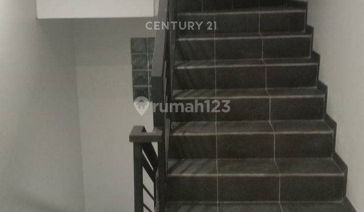 Ruko 2 Lt Dekat Fasilitas Umum Di Perum Peninggilan Permai  R1979 2