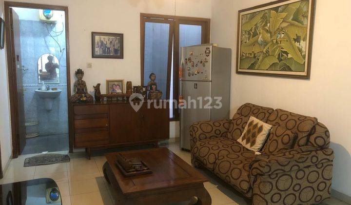 Rumah 2 Lantai Di Mega Cinere, Depok, Jawa Barat R2119 1