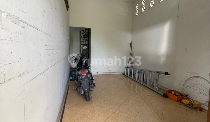 For Sale Yogyakarta House 4 Bedrooms Semi-Furnished Well-Maintained House Ready to Occupy 2