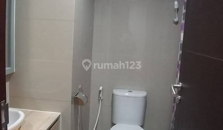 kamar mandi disewakan apartemen pesona square full
