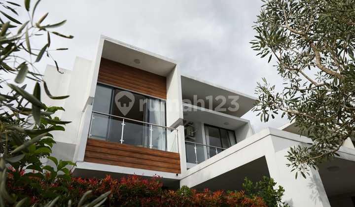 For Sale: Affordable Luxury Villa in Dago Area, Bandung