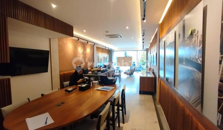 2-story shop house, strategic location, Kerobokan - Seminyak main road, Badung, freehold title 2-story shop house, strategic location, Kerobokan - Seminyak main road, Badung, freehold title