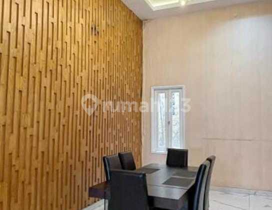 Disewakan Rumah 3BR Bagus Furnished SHM Kebon Jeruk, Jakarta Barat Disewakan Rumah 3BR Bagus Furnished SHM Kebon Jeruk, Jakarta Barat