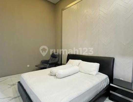Disewakan Rumah 3BR Bagus Furnished SHM Kebon Jeruk, Jakarta Barat 2