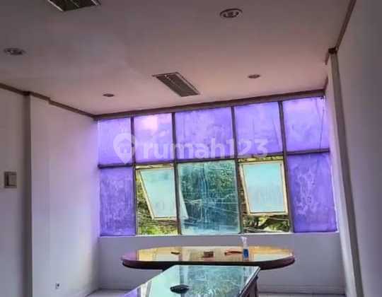 Nice Shop House Cikini, Central Jakarta