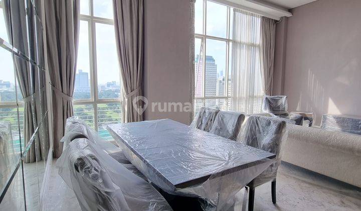 For Lease Apartement Senayan City Residences 3 BR Full Furnished 2