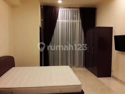 Apartment Senayan Residence 1 BR Furnished 2