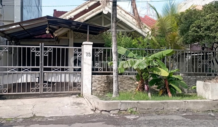 For Rent: Ready-to-Occupy House in Raya Darmo Permai Selatan