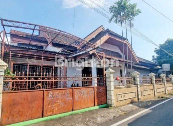 RUMAH TINGGAL DI BTN PAROPO MAKASSAR 1