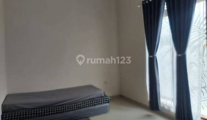 Rumah Bagus Unfurnished SHM di Geger Kalong, Bandung 2