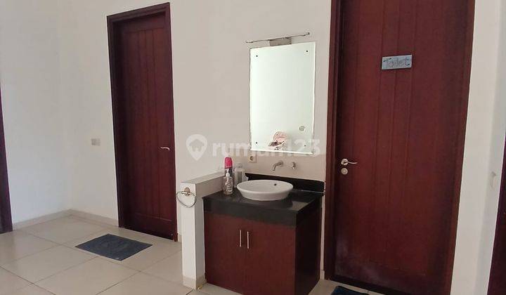 Rumah Bagus Unfurnished SHM di Kota Baru Parahyangan, Bandung 2