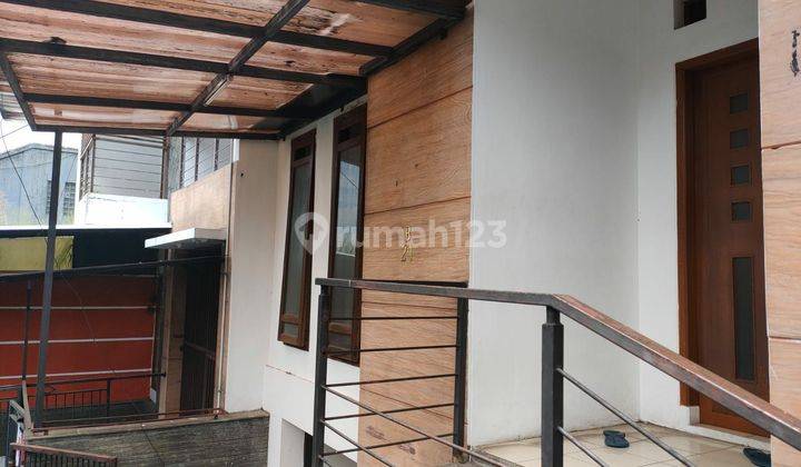 Rumah 2 Lantai Bagus nyaman sayap cipaganti  1