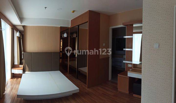 Apartement Apartemen Landmark Residence 2 BR Semi Furnished Bagus 1