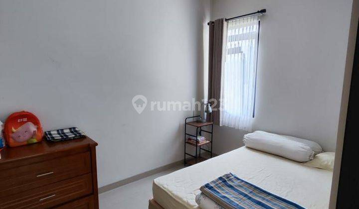 Rumah 2 Lantai Bagus modern minimalis di ciwaruga 2