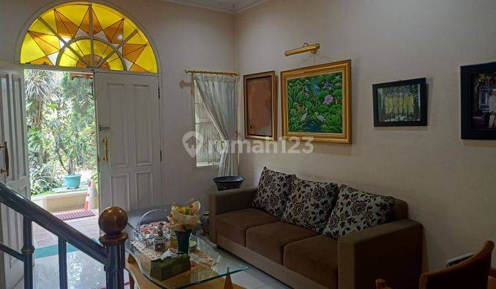 Rumah 2 Lantai Bagus istana regency pasteur 1