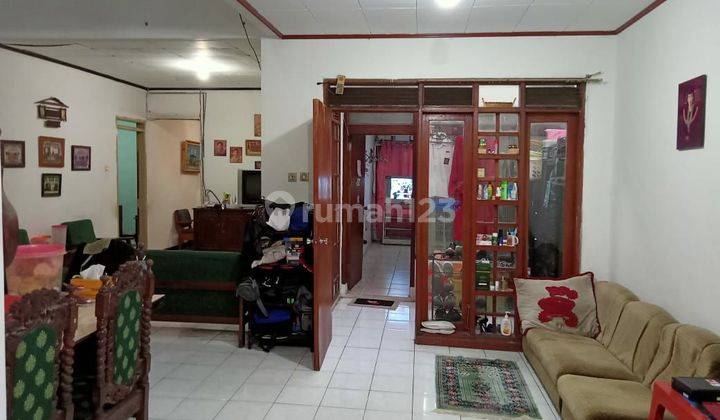 Rumah di perumahan di area sayap cikutra   2