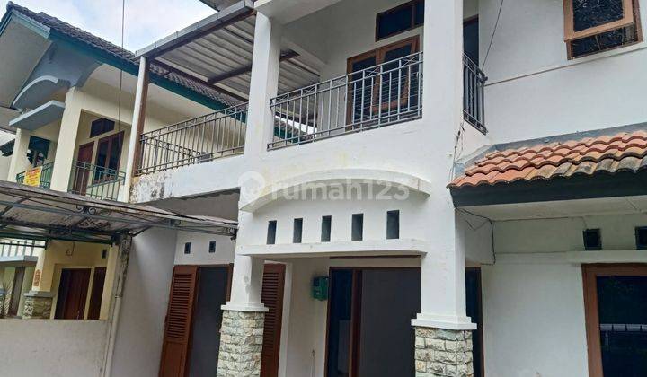 Rumah 2 lantai di area setiabudi Regensi  1