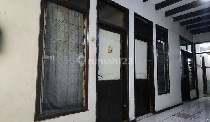 Rumah kos kosan 3 lantai aktif di sayap siliwangi 1