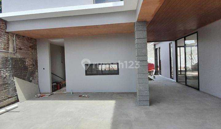 Rumah Mewah Lux Plus Kolam Renang Di Setiabudi Regency Bandung 1