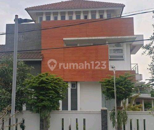 Rumah Mewah Terawat Siap Huni Di Tanjung Sari Antapani Bandung 2