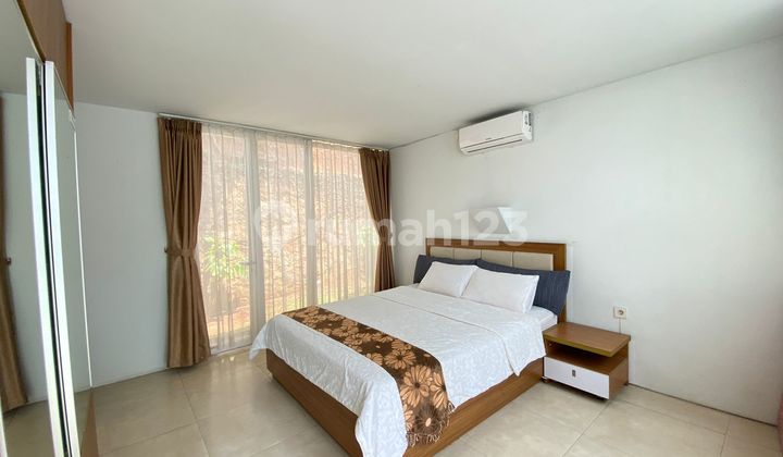 Modern 2-Story House with Swimming Pool in Dago Area, Bandung 2