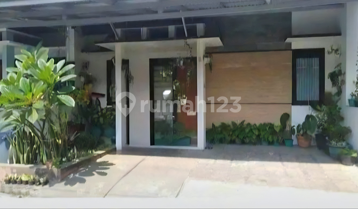 Rumah 2 Lantai Daerah Cimahi Tengah Semi Furnished 1