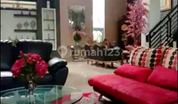 Luxurious 2-Story House in Cisangkan Cimahi 2